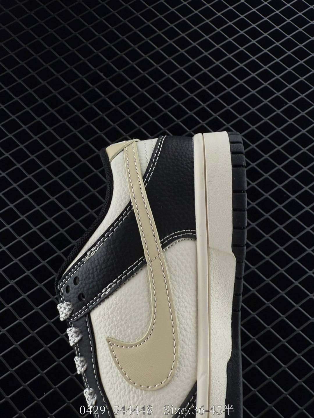 Travis Scott x Air Jordan 1 ” Reverse Mocha “